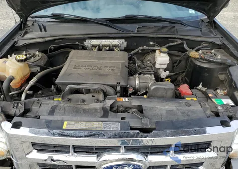 2012 Ford Escape Xlt from USA, damaged, VIN 1FMCU9DG6CKB43584